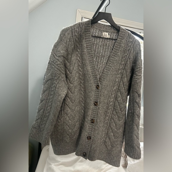 Revolve: Helsa ‘Serena’ Cable Knit Sweater Cardigan, Size: S - Picture 6 of 9
